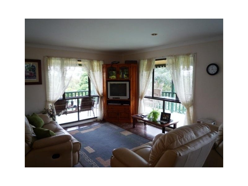 858 Gooburrum, Welcome Creek QLD 4670