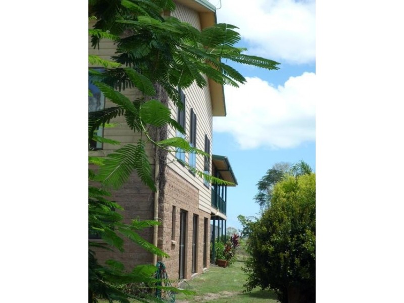 858 Gooburrum, Welcome Creek QLD 4670