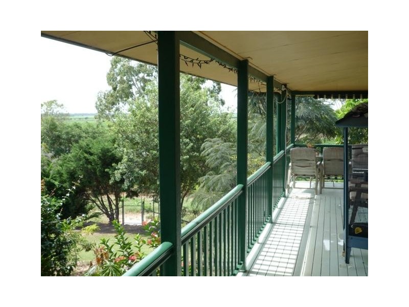 858 Gooburrum, Welcome Creek QLD 4670