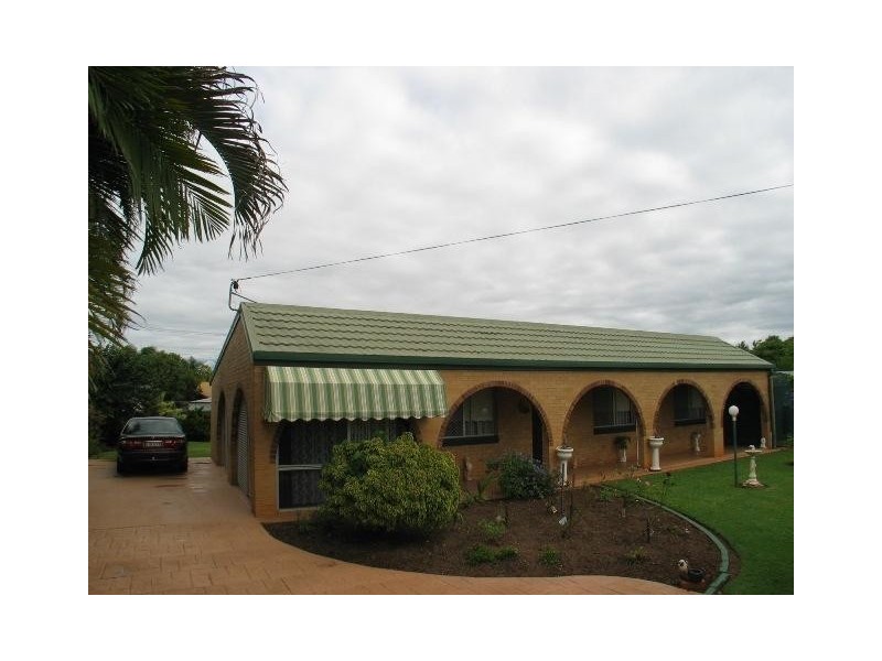 Avenell Heights QLD 4670