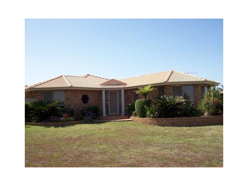 36 Mokera Street, Coral Cove QLD 4670