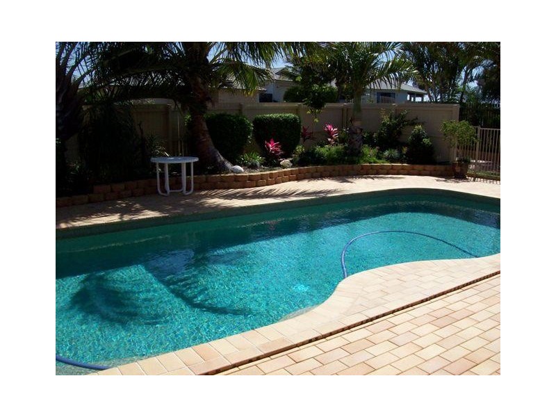 36 Mokera Street, Coral Cove QLD 4670