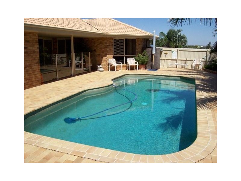 36 Mokera Street, Coral Cove QLD 4670