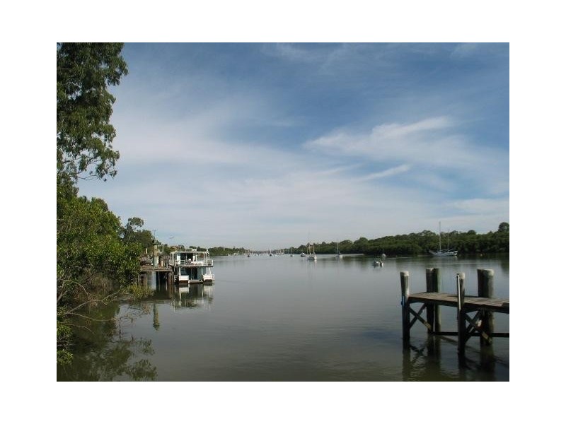 12 E Quay Street, Bundaberg East QLD 4670