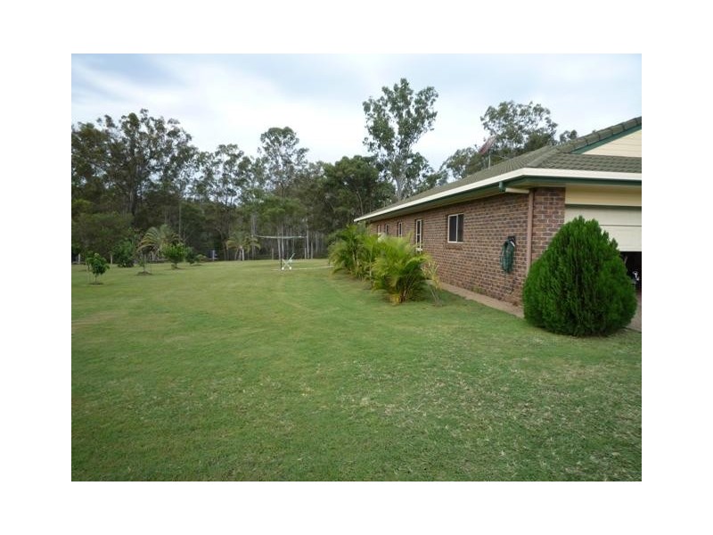 12 Chris-Lyn Avenue, North Gregory QLD 4660