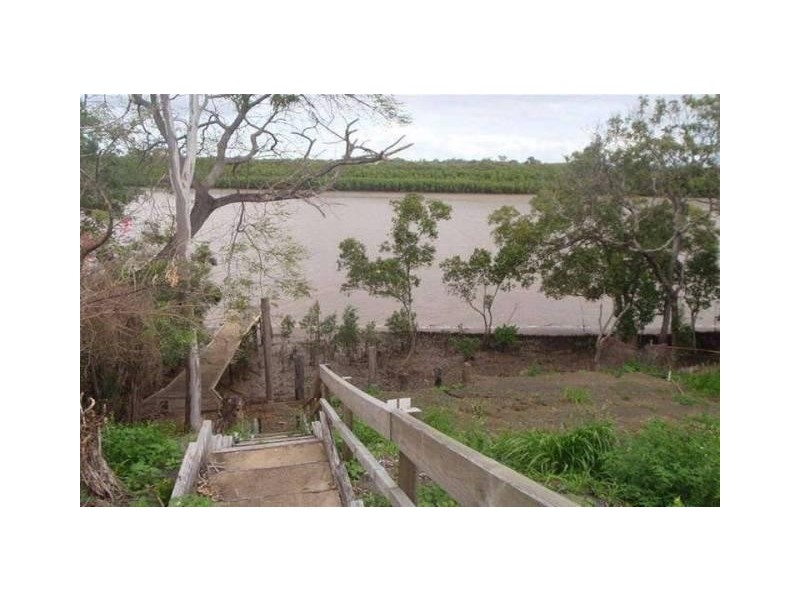 2a Brewer Street, Bundaberg North QLD 4670