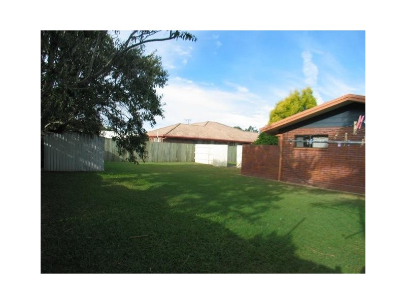65 Mc Carthy Road, Avenell Heights QLD 4670