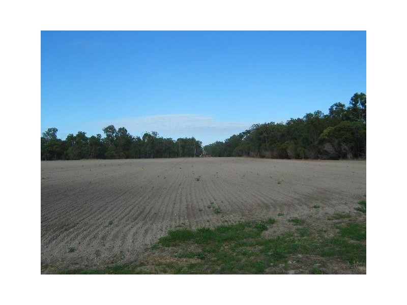 L1&86/101 Fallons Rocks Road, Calavos QLD 4670