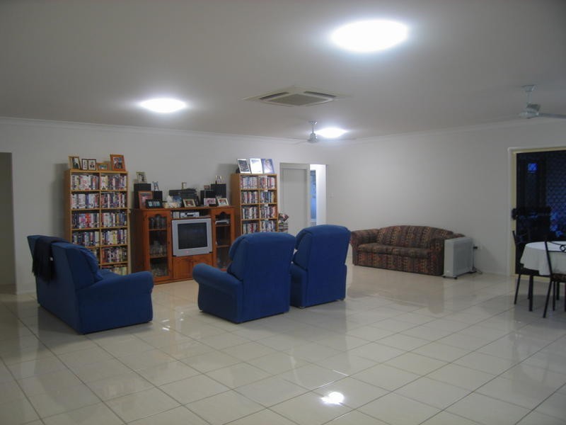 20 Bluewater Drive, Elliott Heads QLD 4670