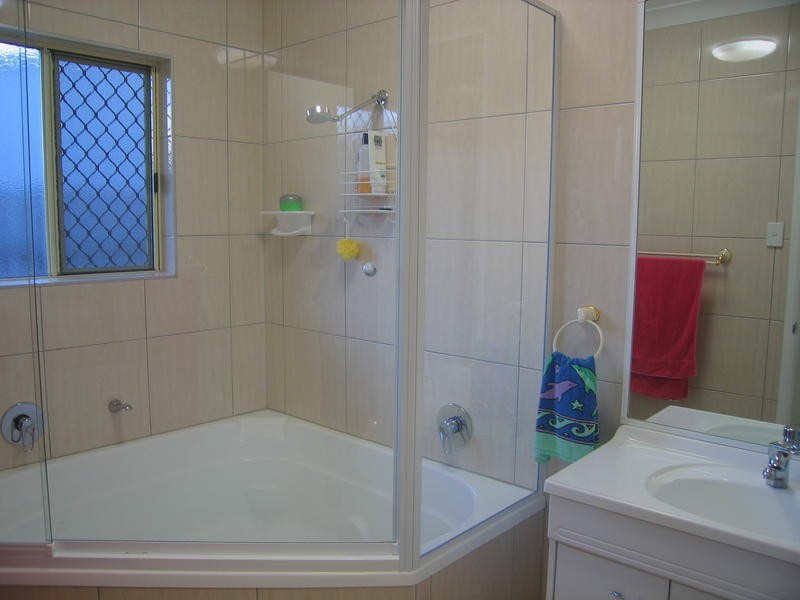 20 Bluewater Drive, Elliott Heads QLD 4670