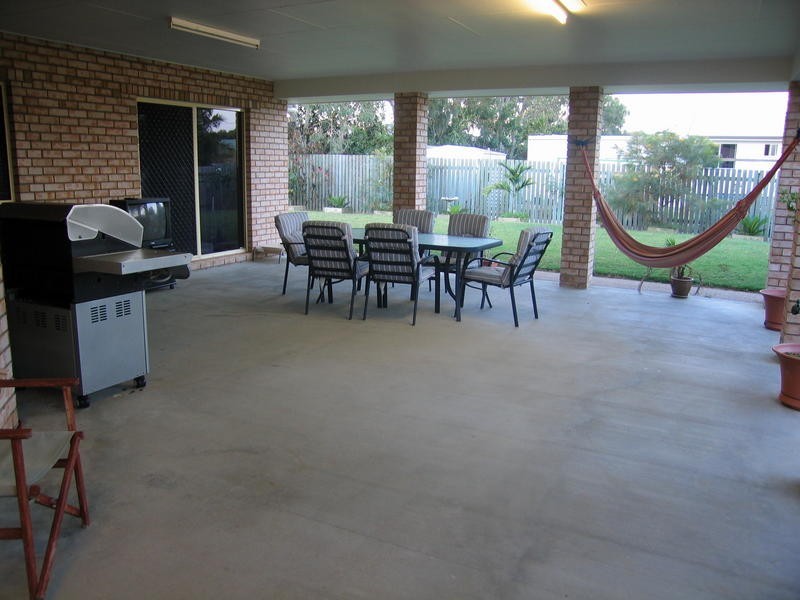 20 Bluewater Drive, Elliott Heads QLD 4670