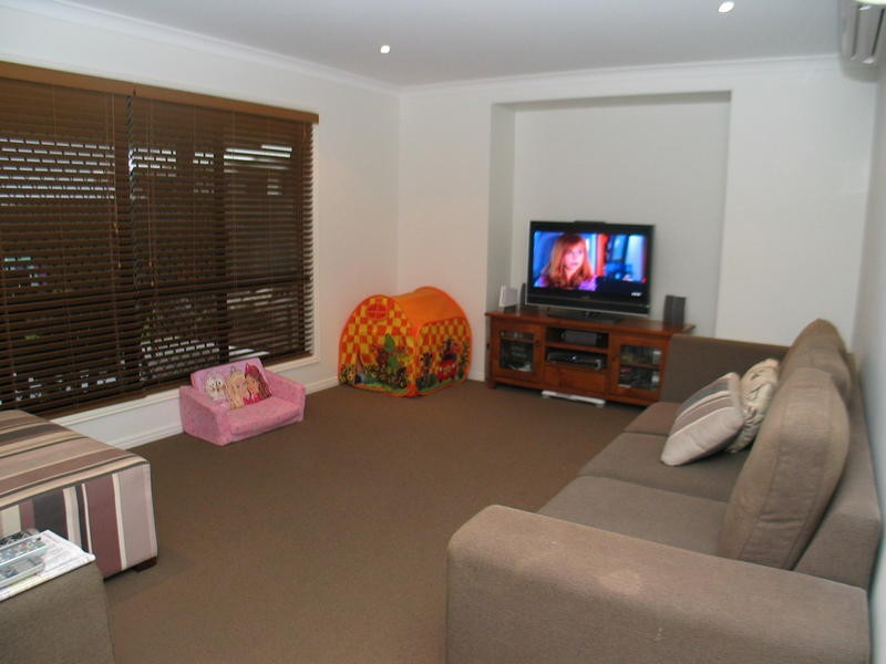5 Gill Place, Kalkie QLD 4670