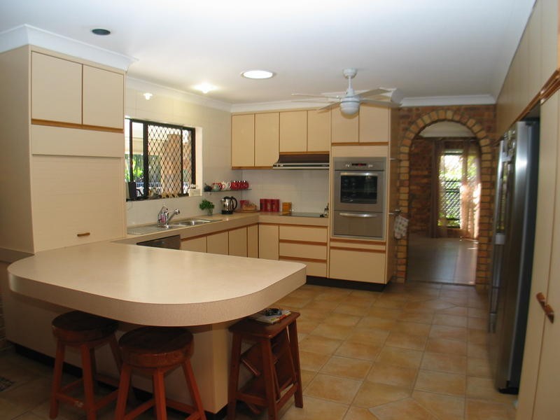 8 Fontana Crt,, Avoca QLD 4670