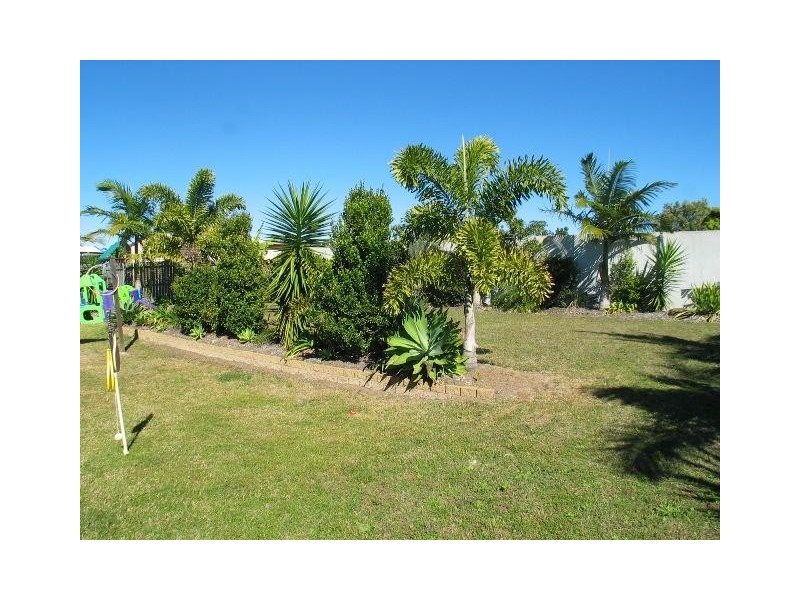 42 Santina Drive, Kalkie QLD 4670