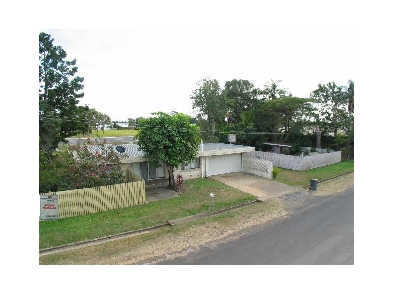 1 Channel Lane, Thabeban QLD 4670