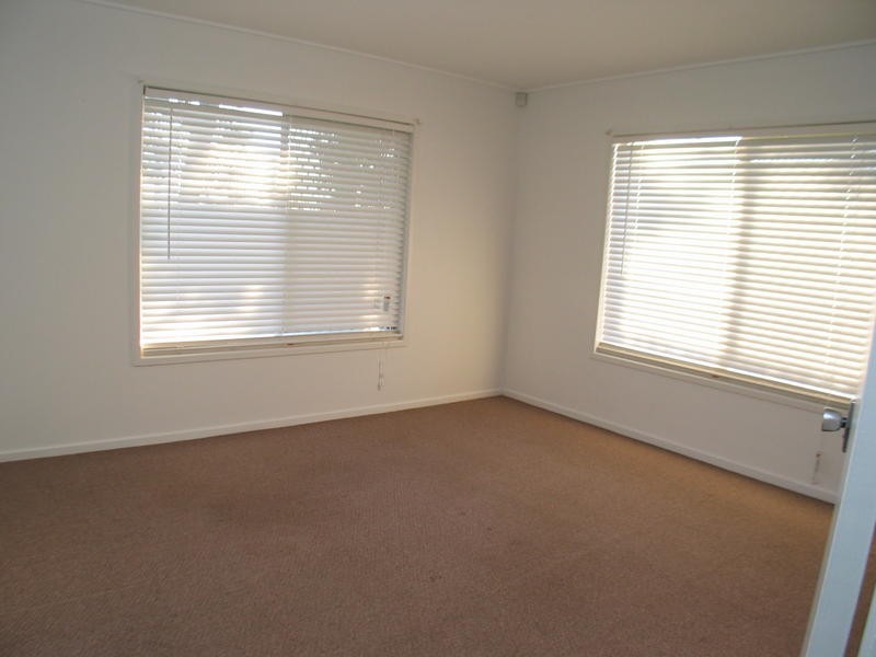 1 Channel Lane, Thabeban QLD 4670