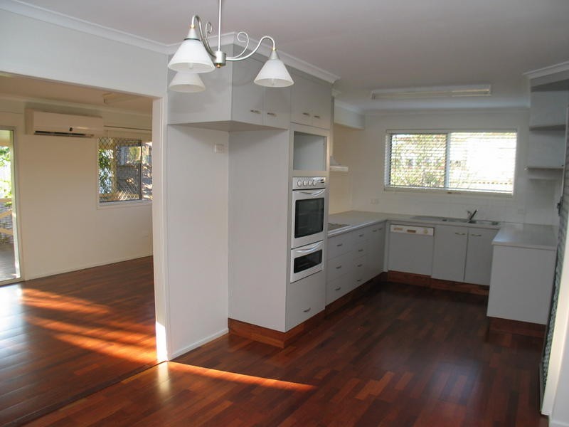 14 Baldwin Cr, Avoca QLD 4670