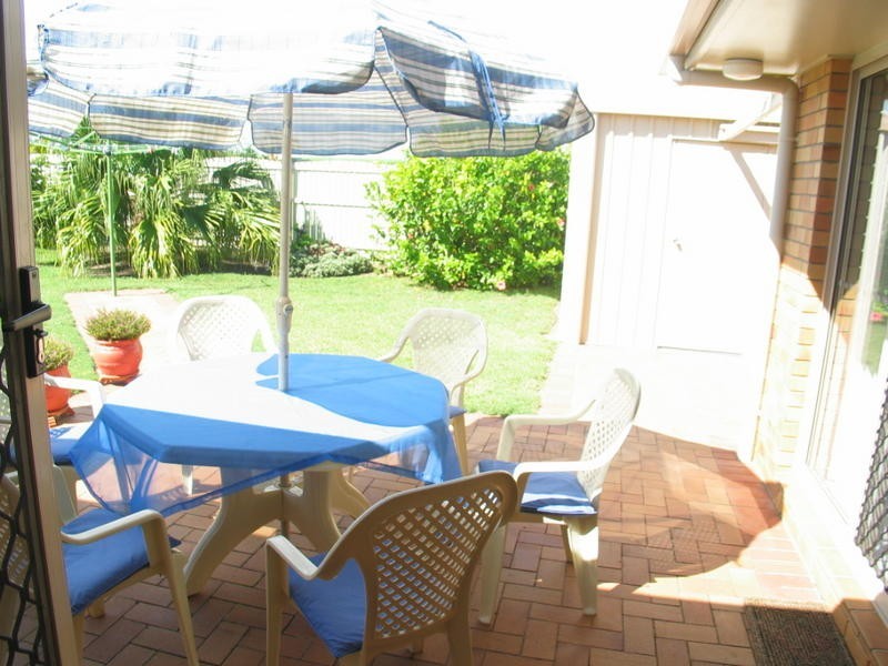 8 Neptune Street, Burnett Heads QLD 4670