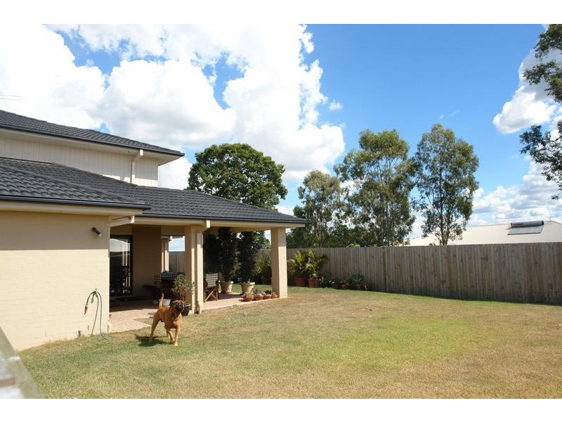 179 Gibson Cres, Bellbowrie QLD 4070