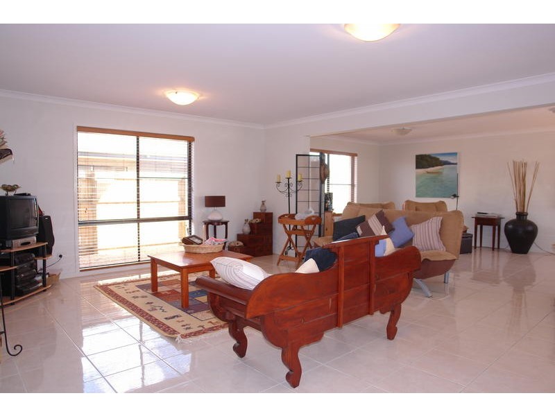 179 Gibson Cres, Bellbowrie QLD 4070