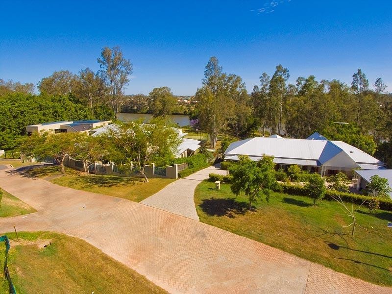 56 Robertson Place, Fig Tree Pocket QLD 4069