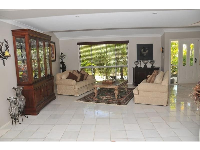 144 Hornsey Road, Anstead QLD 4070