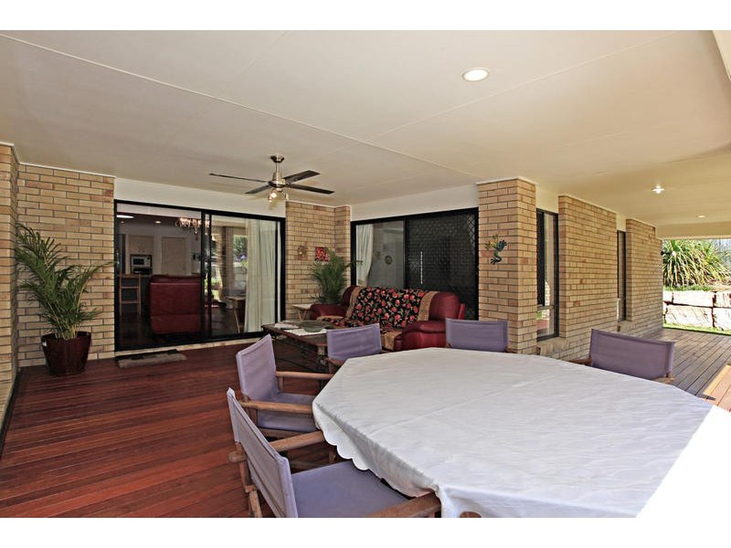 51 Church Road, Bellbowrie QLD 4070