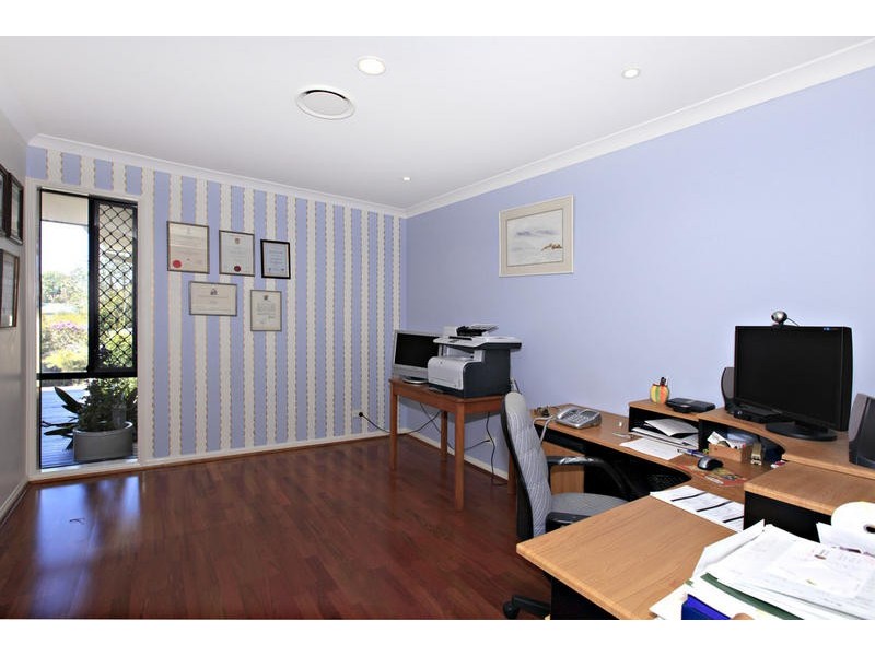 51 Church Road, Bellbowrie QLD 4070