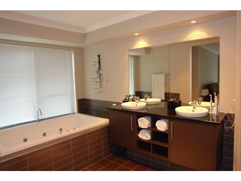 Mount Crosby QLD 4306