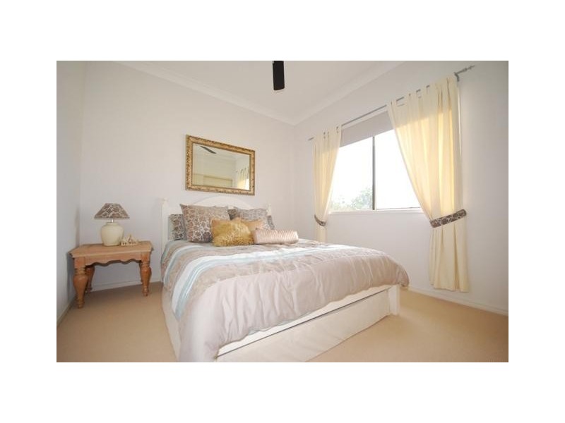 15 Grange Place, Bellbowrie QLD 4070