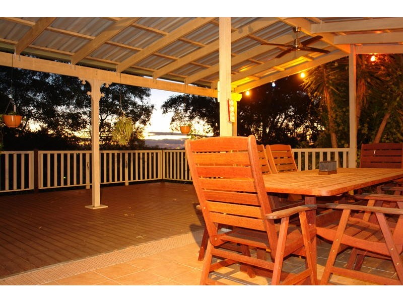 12 Allspice Street, Bellbowrie QLD 4070