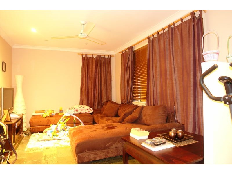 12 Allspice Street, Bellbowrie QLD 4070