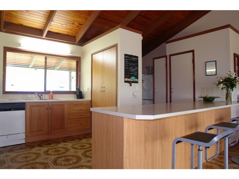 1075 Mt Crosby Road, Karana Downs QLD 4306