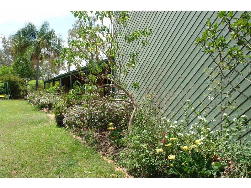 1075 Mt Crosby Road, Karana Downs QLD 4306