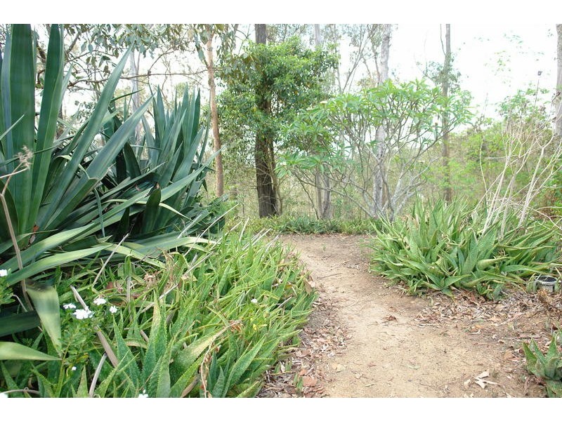 1075 Mt Crosby Road, Karana Downs QLD 4306