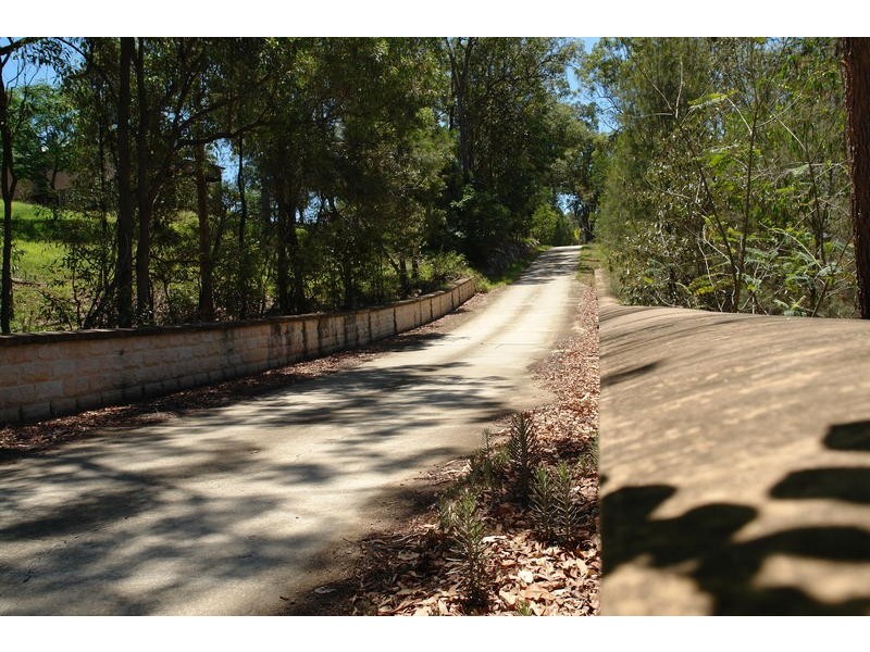 230B Sugars Road, Anstead QLD 4070
