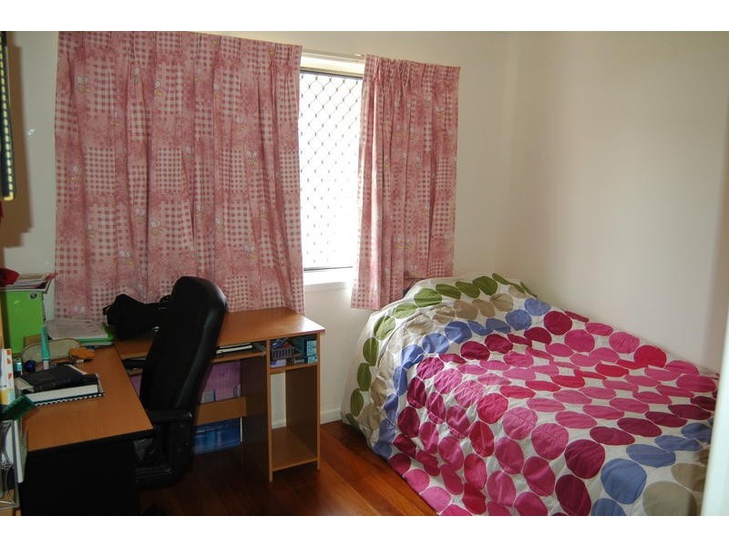 12 Jonathan St, Macgregor QLD 4109