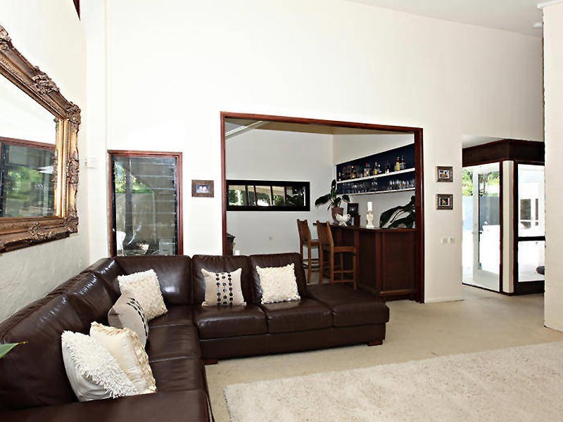 25 Avonmore Street, Moggill QLD 4070