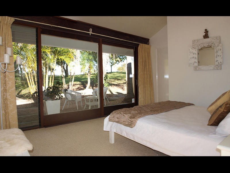 25 Avonmore Street, Moggill QLD 4070