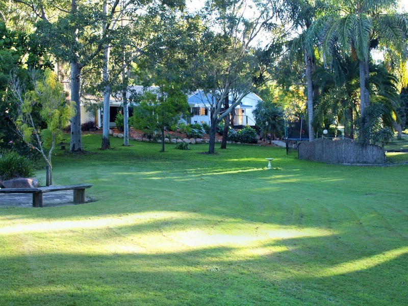 25 Avonmore Street, Pullenvale QLD 4069