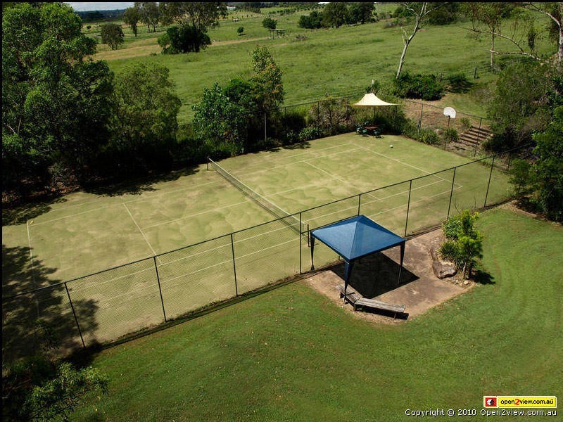 25 Avonmore Street, Pullenvale QLD 4069