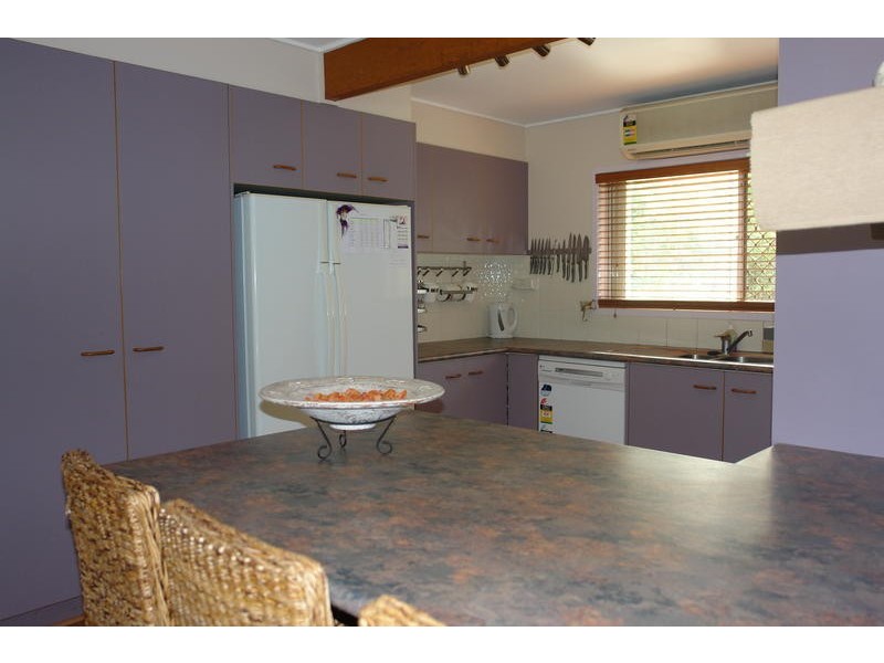 42 Sugars Road, Bellbowrie QLD 4070