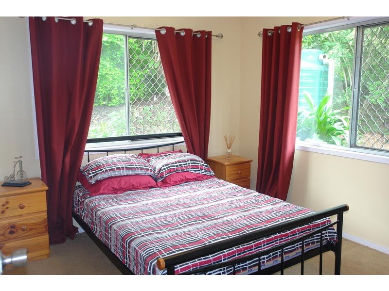 42 Sugars Road, Bellbowrie QLD 4070