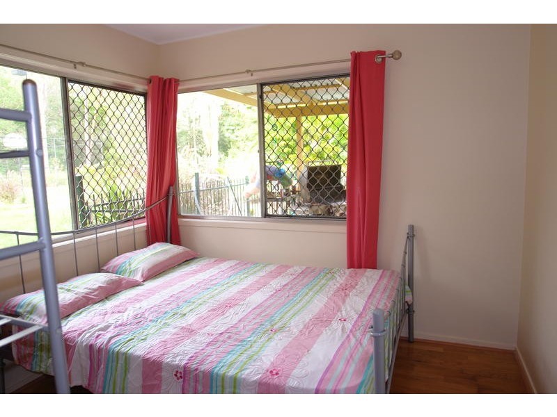 42 Sugars Road, Bellbowrie QLD 4070