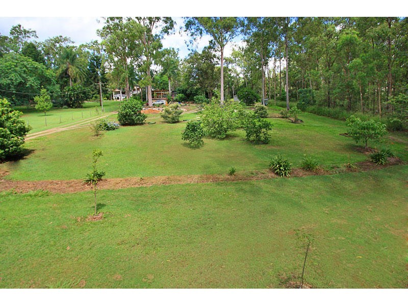 42 Sugars Road, Bellbowrie QLD 4070