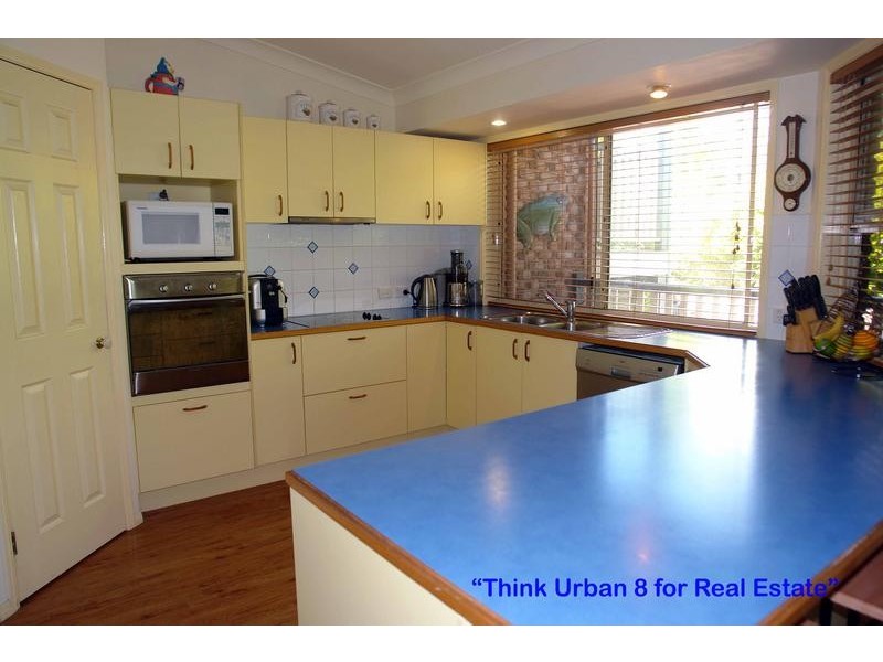 66 Gibson Cres, Bellbowrie QLD 4070