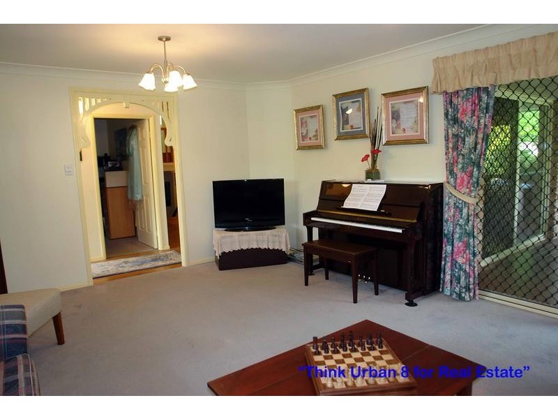 66 Gibson Cres, Bellbowrie QLD 4070