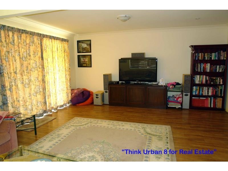 66 Gibson Cres, Bellbowrie QLD 4070