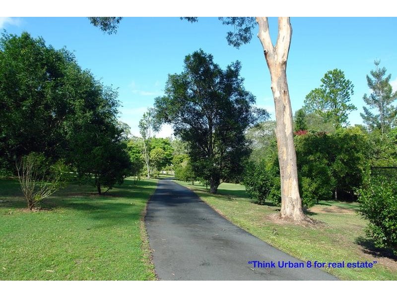 303 Pinjarra Road, Pinjarra Hills QLD 4069