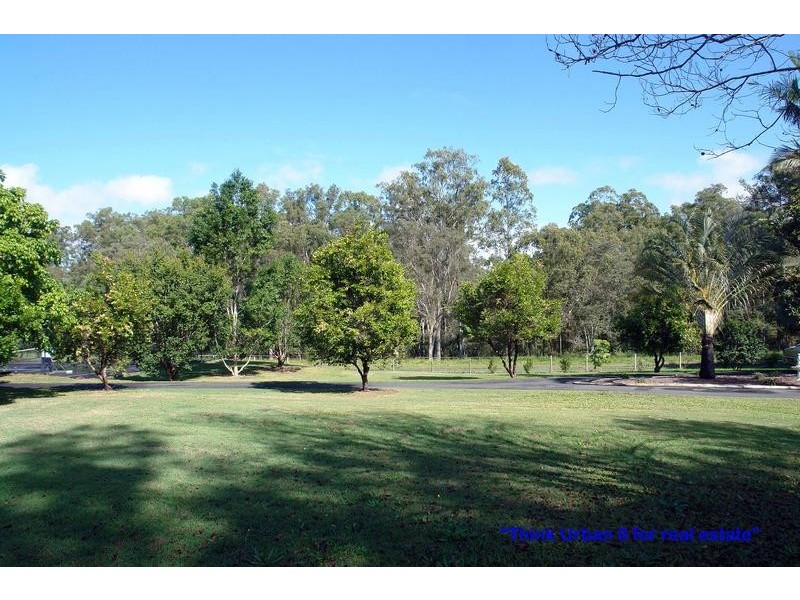 303 Pinjarra Road, Pinjarra Hills QLD 4069